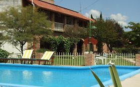 Hosteria de la Villa **